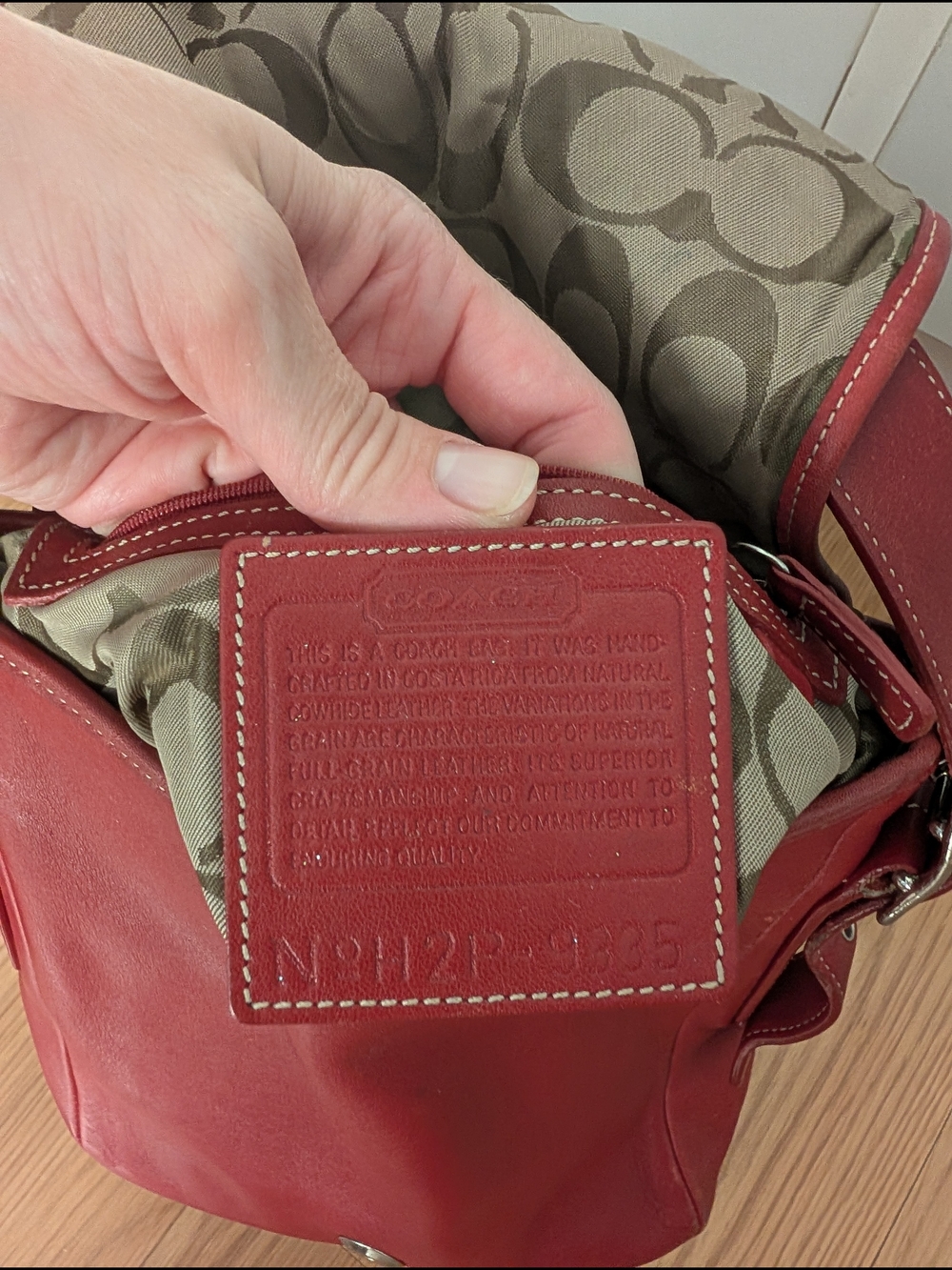 Coach Red Leather Hobo Bag with Signature Canvas Lining - Picture 5 of 5